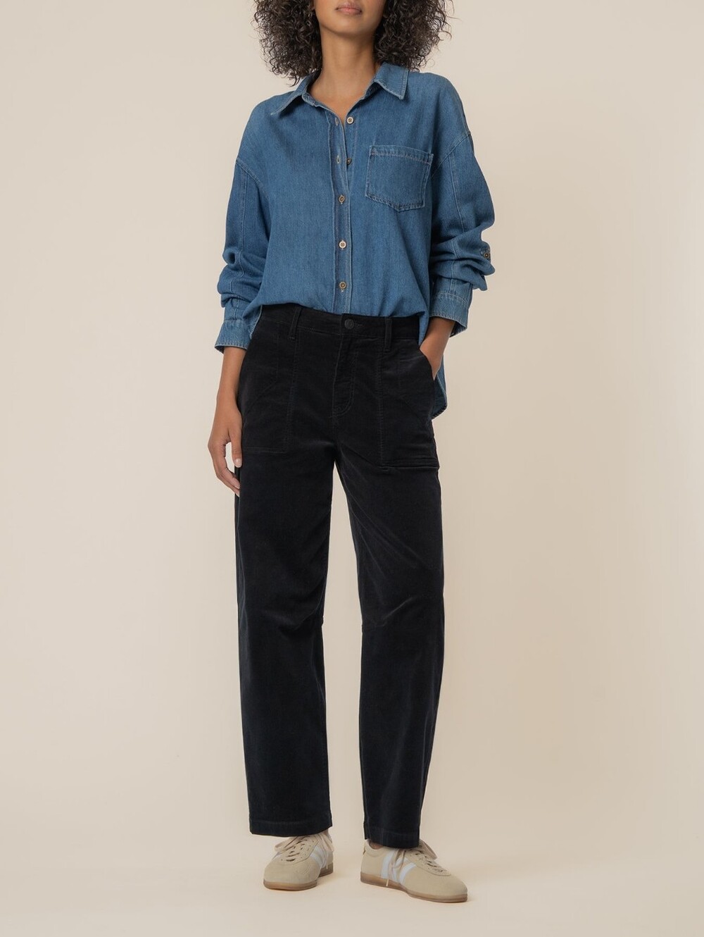 Kut from the Kloth Ashton Corduroy  High Rise Barrel Trouser Pants Sz 8 Black